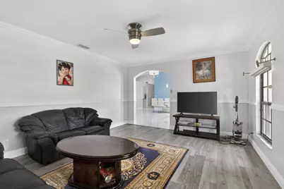 221 Cypress Trace, West Palm Beach, FL 33411 - Photo 15