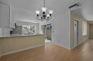 1945 Stratford Way, West Palm Beach, FL 33409 - Photo 9