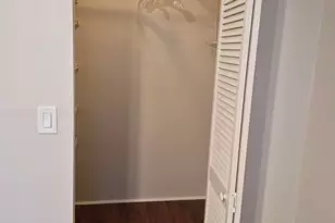 394 Springdale Cir, Palm Springs, FL 33461 - Photo 11