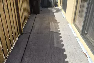 394 Springdale Cir, Palm Springs, FL 33461 - Photo 27