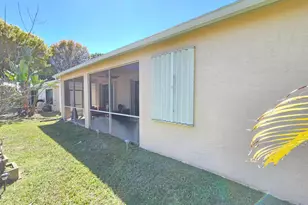 286 Saratoga Blvd E, Royal Palm Beach, FL 33411 - Photo 25