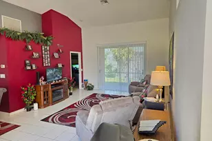 286 Saratoga Blvd E, Royal Palm Beach, FL 33411 - Photo 3