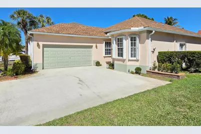 286 Saratoga Boulevard E, Royal Palm Beach, FL 33411 - Photo 3
