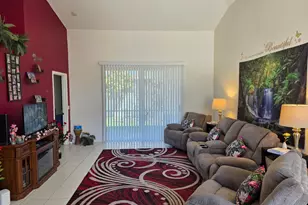 286 Saratoga Blvd E, Royal Palm Beach, FL 33411 - Photo 9
