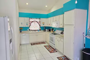 286 Saratoga Blvd E, Royal Palm Beach, FL 33411 - Photo 7