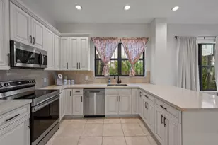 2055 Regents Blvd, West Palm Beach, FL 33409 - Photo 11