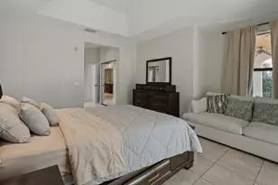 2055 Regents Blvd, West Palm Beach, FL 33409 - Photo 17