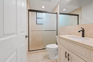 2055 Regents Blvd, West Palm Beach, FL 33409 - Photo 23