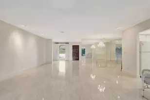 428 Pine Villa Dr, Atlantis, FL 33462 - Photo 5