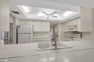 428 Pine Villa Dr, Atlantis, FL 33462 - Photo 13