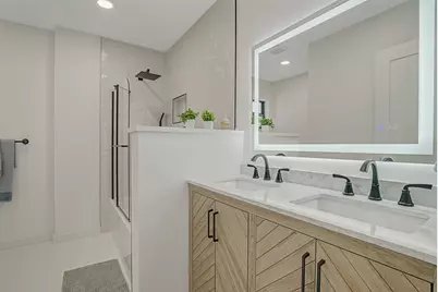 1333 SE 8th Street, Deerfield Beach, FL 33441 - Photo 29