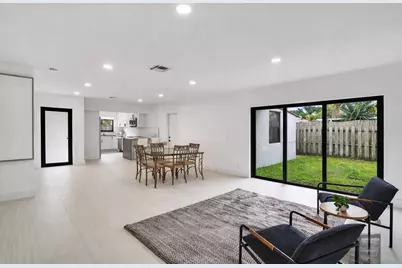 1333 SE 8th Street, Deerfield Beach, FL 33441 - Photo 17