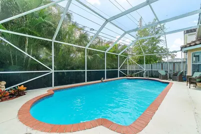 13270 Greenshore Place, Wellington, FL 33414 - Photo 9