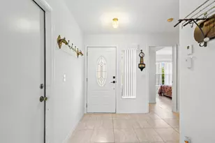 13270 Greenshore Pl, Wellington, FL 33414 - Photo 11