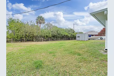 9026 85th Place, Vero Beach, FL 32967 - Photo 31