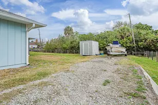 9026 85th Pl, Vero Beach, FL 32967 - Photo 27