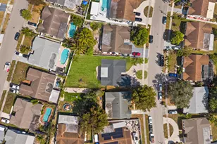 9329 SW 2nd St, Boca Raton, FL 33428 - Photo 25