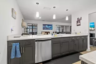 1652 SW Crossing Cir, Palm City, FL 34990 - Photo 5