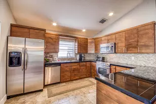 1838 Barnstable Rd, Wellington, FL 33414 - Photo 9