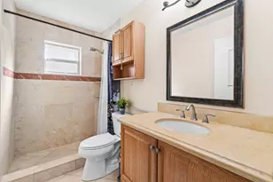 5734 Lincoln Cir E, Lake Worth, FL 33463 - Photo 15