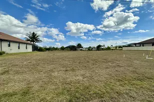 2513 Surfside Blvd, Cape Coral, FL 33914 - Photo 5