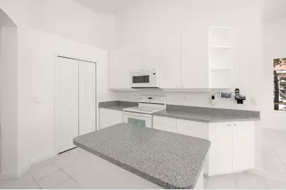 805 SW Marsh Harbor Bay, Port Saint Lucie, FL 34986 - Photo 9