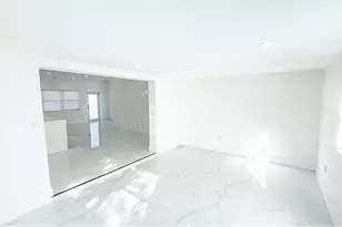 430 E Ilex Dr, West Palm Beach, FL 33403 - Photo 19