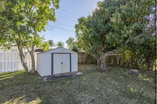 430 E Ilex Dr, West Palm Beach, FL 33403 - Photo 25