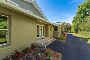 2315 S Indian River Dr, Fort Pierce, FL 34950 - Photo 7