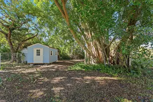 2315 S Indian River Dr, Fort Pierce, FL 34950 - Photo 65