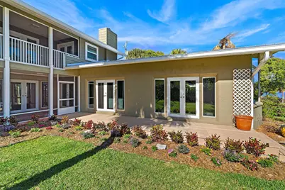 2315 S Indian River Drive, Fort Pierce, FL 34950 - Photo 9