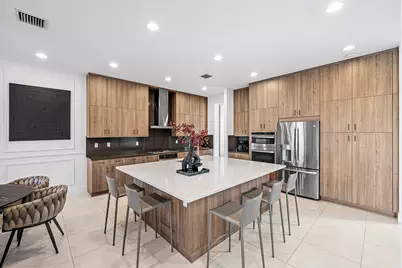 8325 Royal County Down Road, Boca Raton, FL 33434 - Photo 13