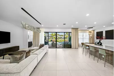 8325 Royal County Down Road, Boca Raton, FL 33434 - Photo 11