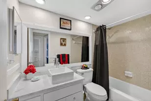21 Yacht Club Dr, North Palm Beach, FL 33408 - Photo 19