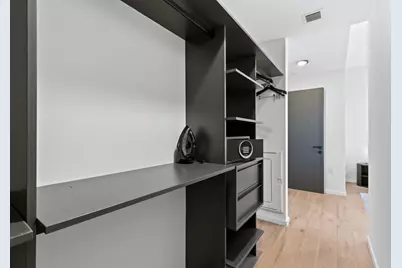 398 NE 5th Street #4618, Miami, FL 33132 - Photo 17