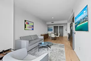 398 NE 5th St, Miami, FL 33132 - Photo 9