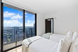 398 NE 5th St, Miami, FL 33132 - Photo 21