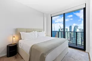 398 NE 5th St, Miami, FL 33132 - Photo 15