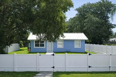 120 S Price Street, Lake Worth, FL 33461 - Photo 1