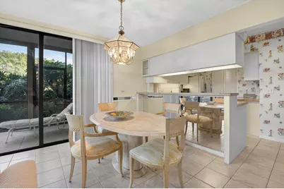 19197 Sabal Lake Drive, Boca Raton, FL 33434 - Photo 9