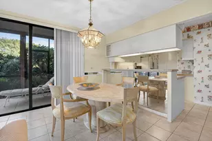 19197 Sabal Lake Dr, Boca Raton, FL 33434 - Photo 9