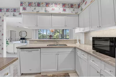 19197 Sabal Lake Drive, Boca Raton, FL 33434 - Photo 11