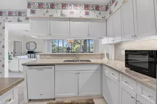 19197 Sabal Lake Dr, Boca Raton, FL 33434 - Photo 11