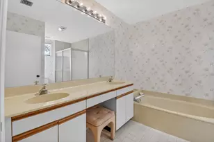 19197 Sabal Lake Dr, Boca Raton, FL 33434 - Photo 17