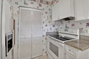 19197 Sabal Lake Dr, Boca Raton, FL 33434 - Photo 13