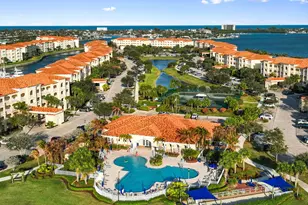 25 Harbour Isle Dr W, Fort Pierce, FL 34949 - Photo 3