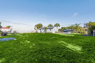 3800 N 10th Ave N, Palm Springs, FL 33461 - Photo 19