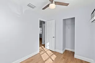 3800 N 10th Ave N, Palm Springs, FL 33461 - Photo 11