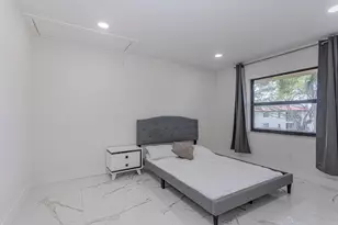 8545 Casa Del Lago, Boca Raton, FL 33433 - Photo 21