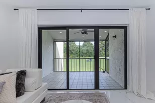 8545 Casa Del Lago, Boca Raton, FL 33433 - Photo 11